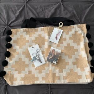 Jessica Simpson Mystic Canyon Perfume, Tote Bag & Keychain 🩵